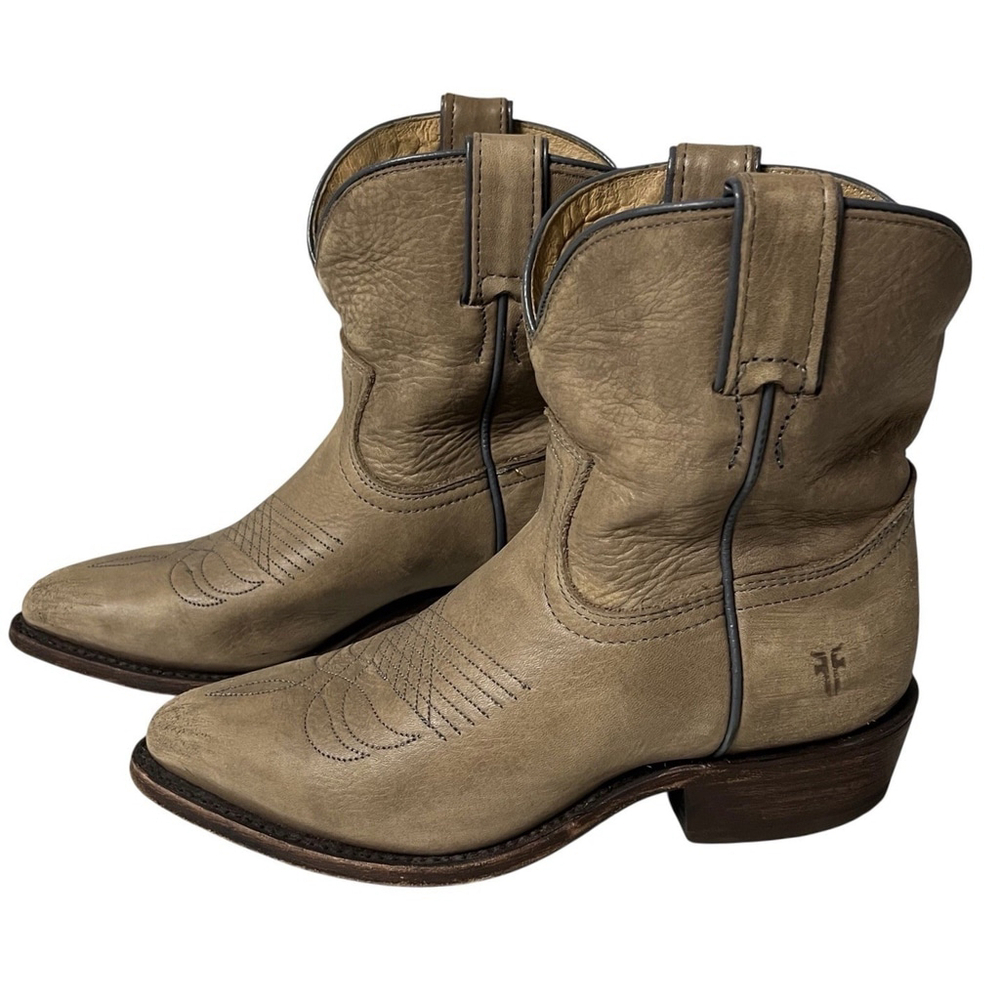 Frye Billy Short Western Pointed Toe Distressed Leather Gray Tan Boot Size 6.5